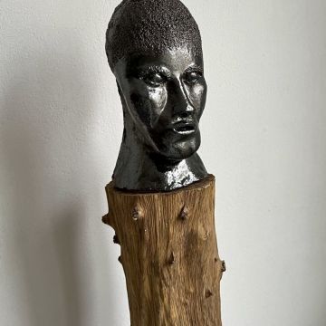 głowa ceramiczna autorstwa Adama Pienczke