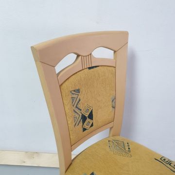 bukowe krzesła klose